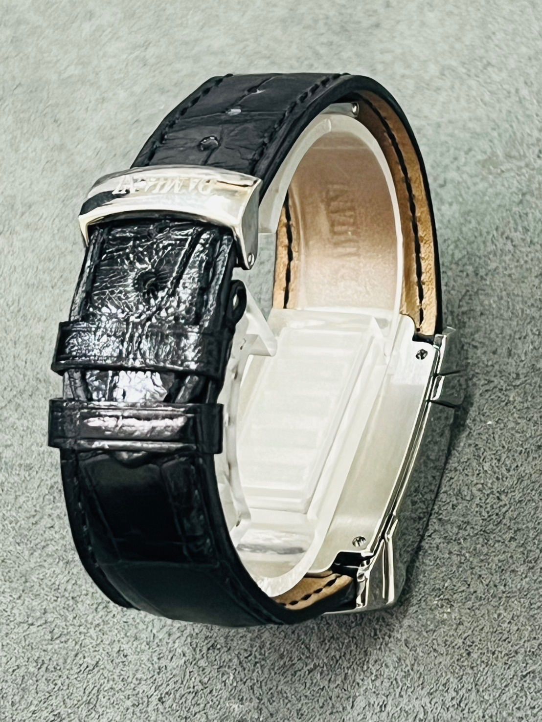 保証書付】DAMIANI ダミアーニ エゴ 11Pダイヤ付 ブラック文字盤 