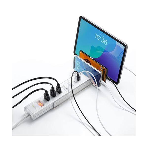 サンワサプライ USB充電機能付きタップ スタンド付き 2P 5個口 1.5m ホワイト TAP-B47UC-15W