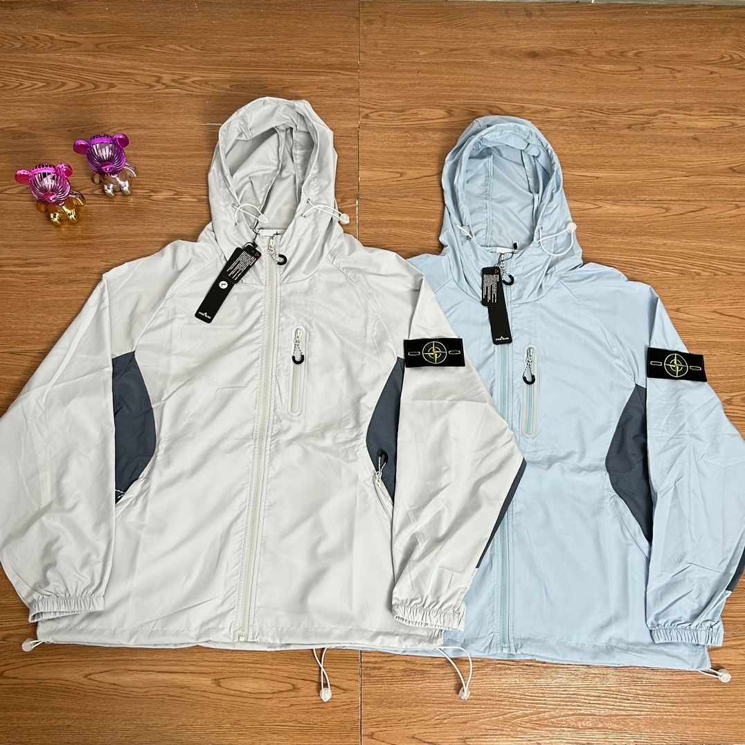 Stone Island ナイロンジャケット フード付き ホワイト・ライトブルー