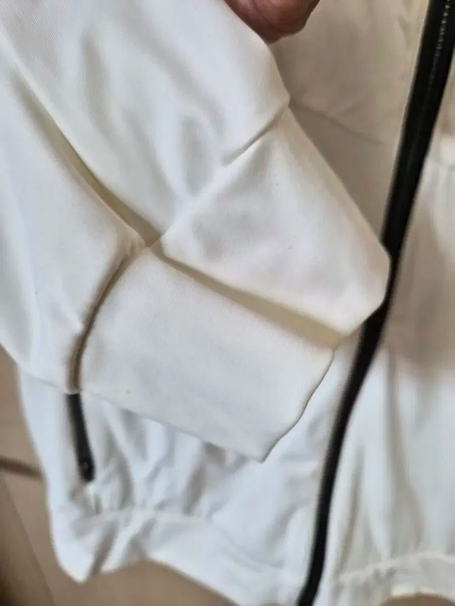 パーリーゲイツ 白 キルティング ブルゾン ジャケット