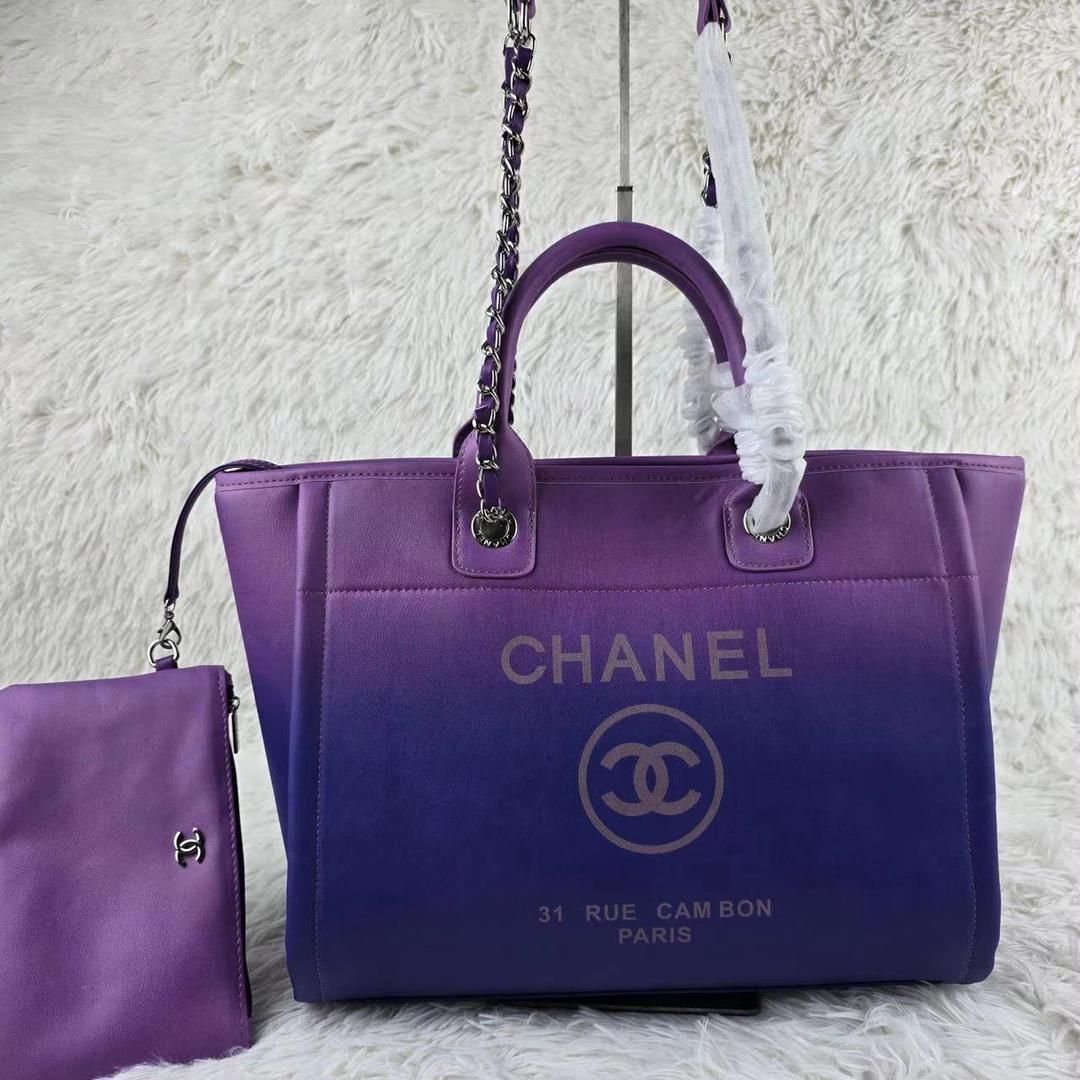 CHANELトートバッグ ニュートラベルライン シャネル CHANEL トートバッグ ポーチ付き