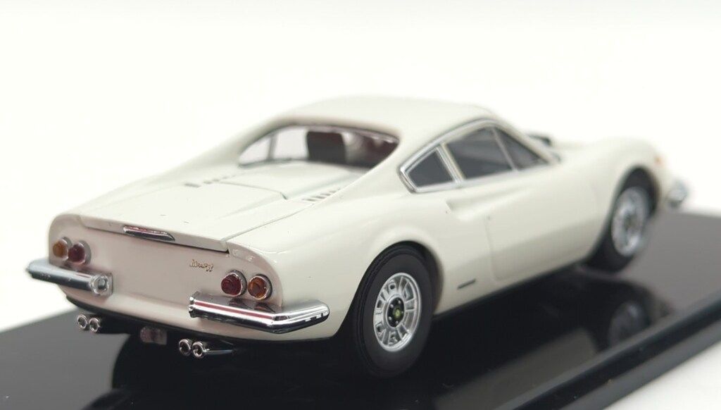 京商 1/43 Ferrari Dino 246gt (White) 05081W - メルカリ