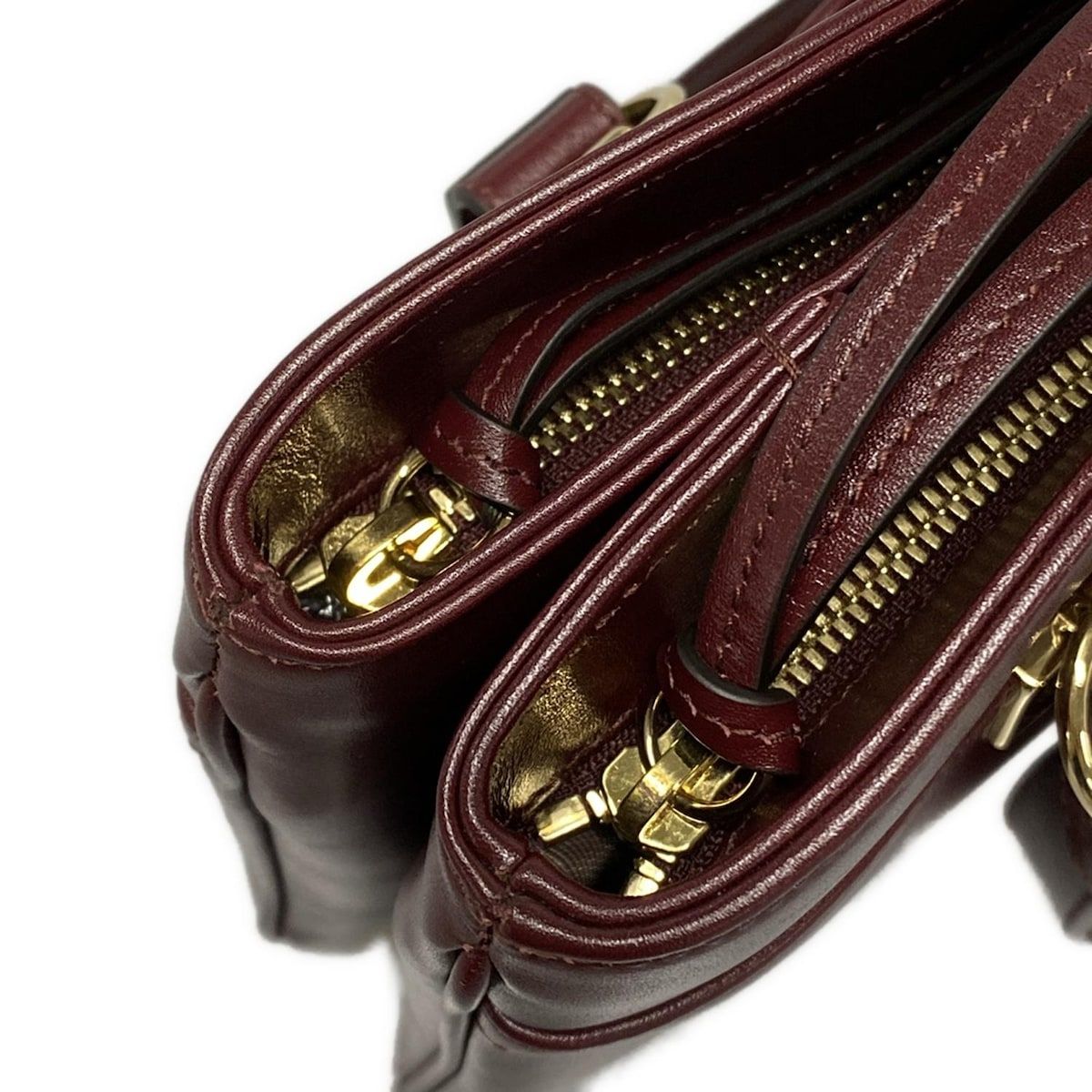 【Aランク】GUCCIグッチ　 550130　アリー ハンドバッグ　☆正規品☆ グッチ ハンドバッグ バッグ レディース アリー ラージ オフ