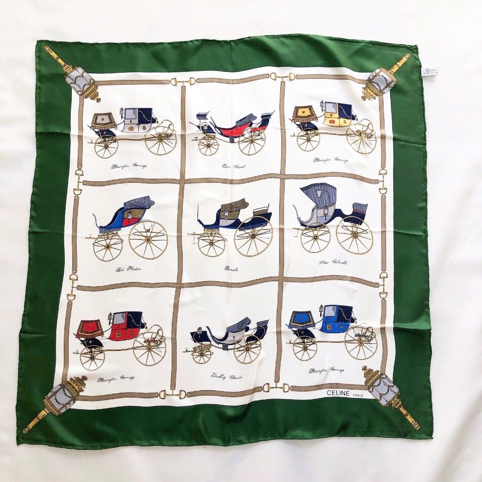 【美品】セリーヌ　スカーフ　シルク100%　イタリア製　総柄　馬車 CELINE(セリーヌ) / セリーヌ/スカーフ/シルク/BLK/総柄
