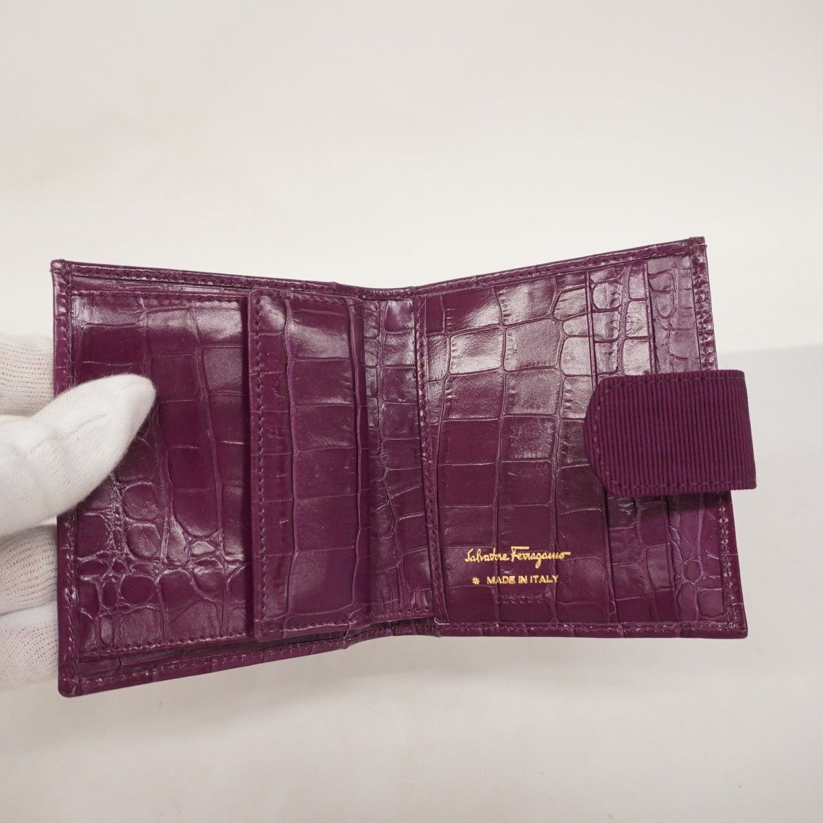 サルヴァトーレ フェラガモ  レザー 名刺入れ   中古　美品 Salvatore Ferragamo サルヴァトーレフェラガモ ガンチーニ 名刺