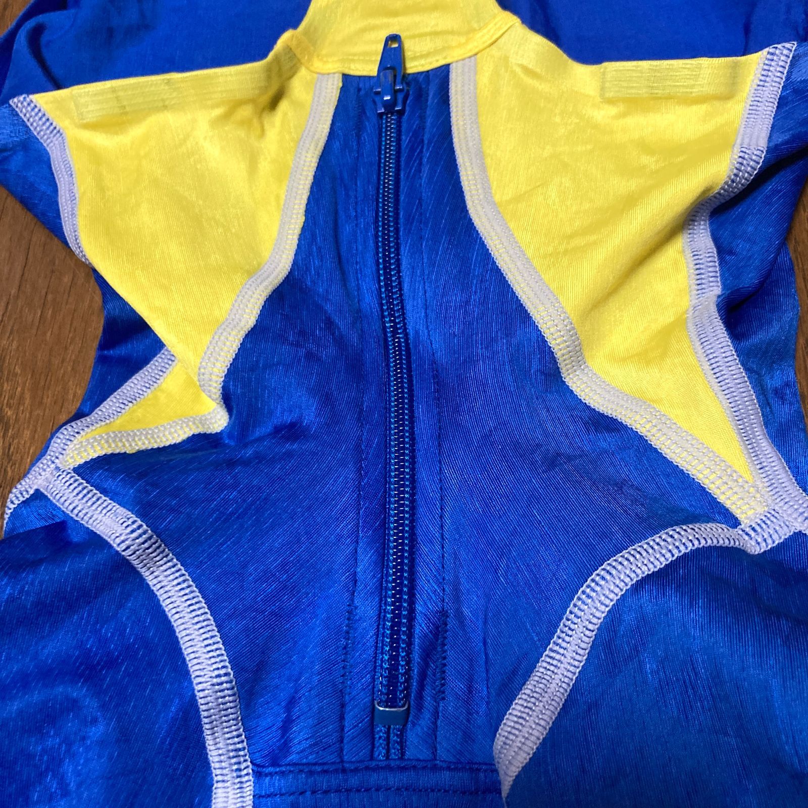 H197スピード♪黄色と青の