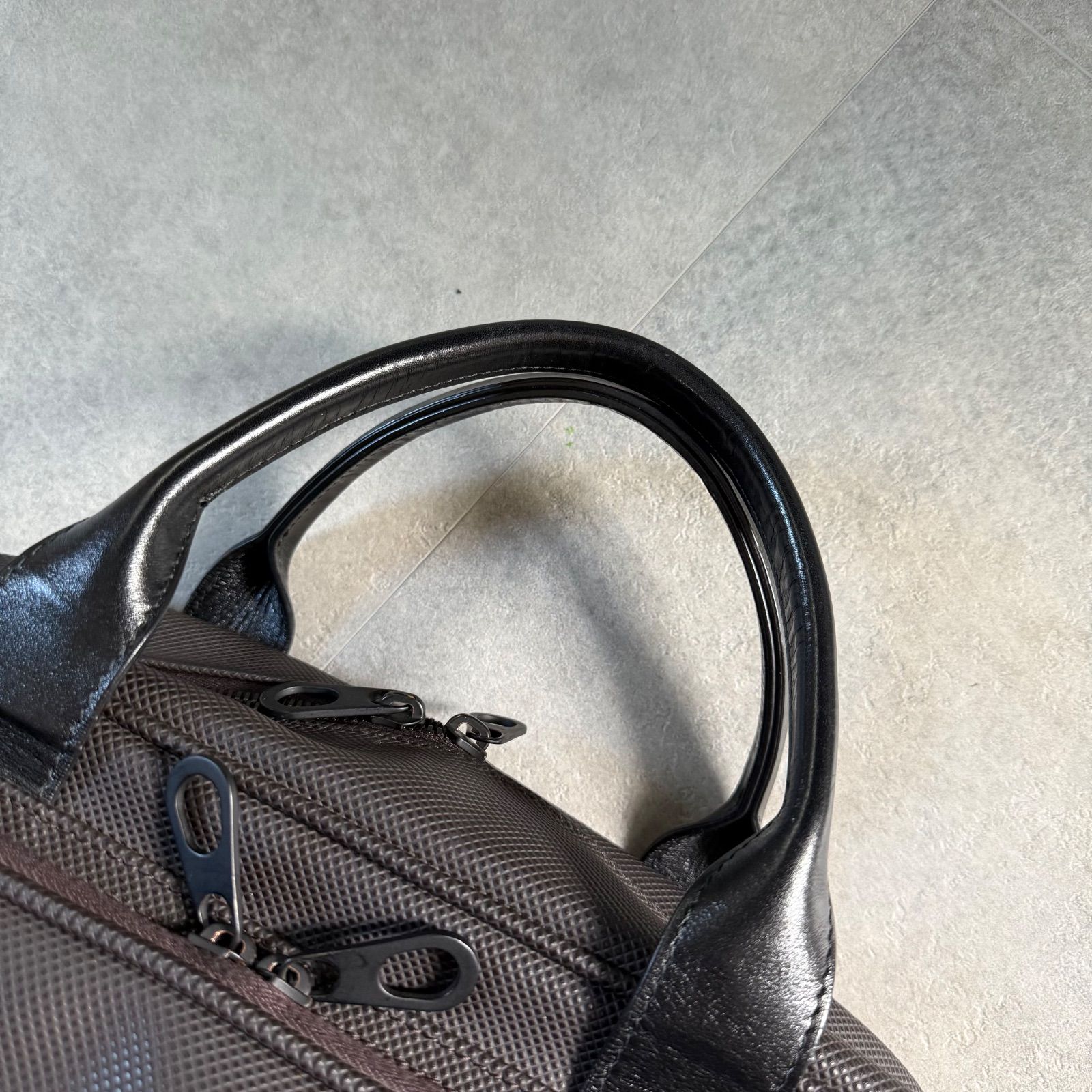 BOTTEGA VENETA ボッテガヴェネタ マルコポーロ ビジネスバッグ ブリーフケース ハンドバッグ ダークブラウン メンズ 鞄 KARIMZIABAT_FR