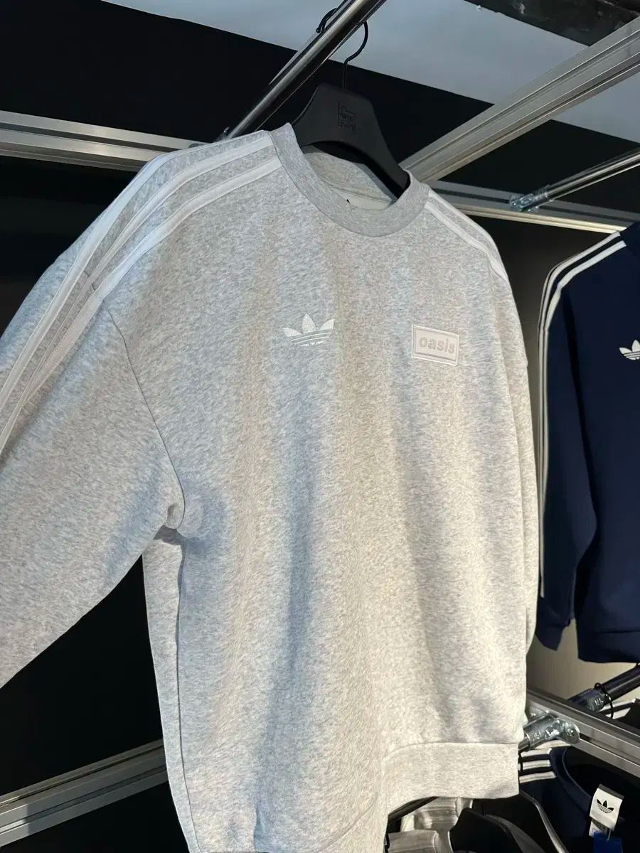 アディダス オアジス スウェット グレー COLOR サイズ L