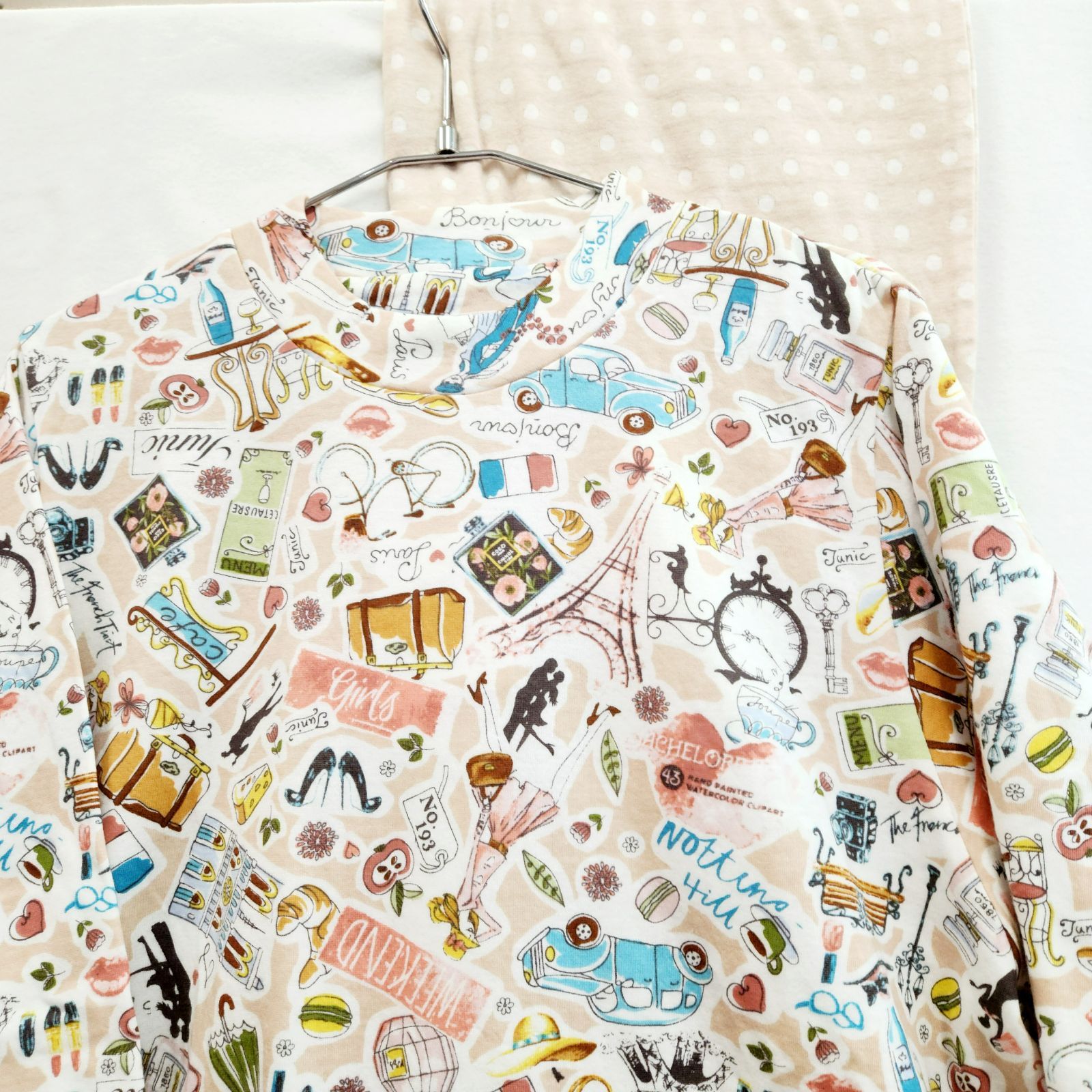 鴨居羊子 パジャマ 新品未使用‼️TUNIC 長袖 パジャマ モックネック 接