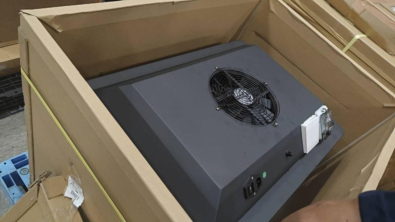 ペット用防音室 防音ルーム 犬小屋 調節換気ファン付き 吸音 ペットハウス ロック付きキャスター 屋内 室内 防音 鳴き声対策 ボックスフラット屋根タイプ 猫小屋 遮音強化ガラス 高耐久合金フレーム キャットハウス 保温防音室