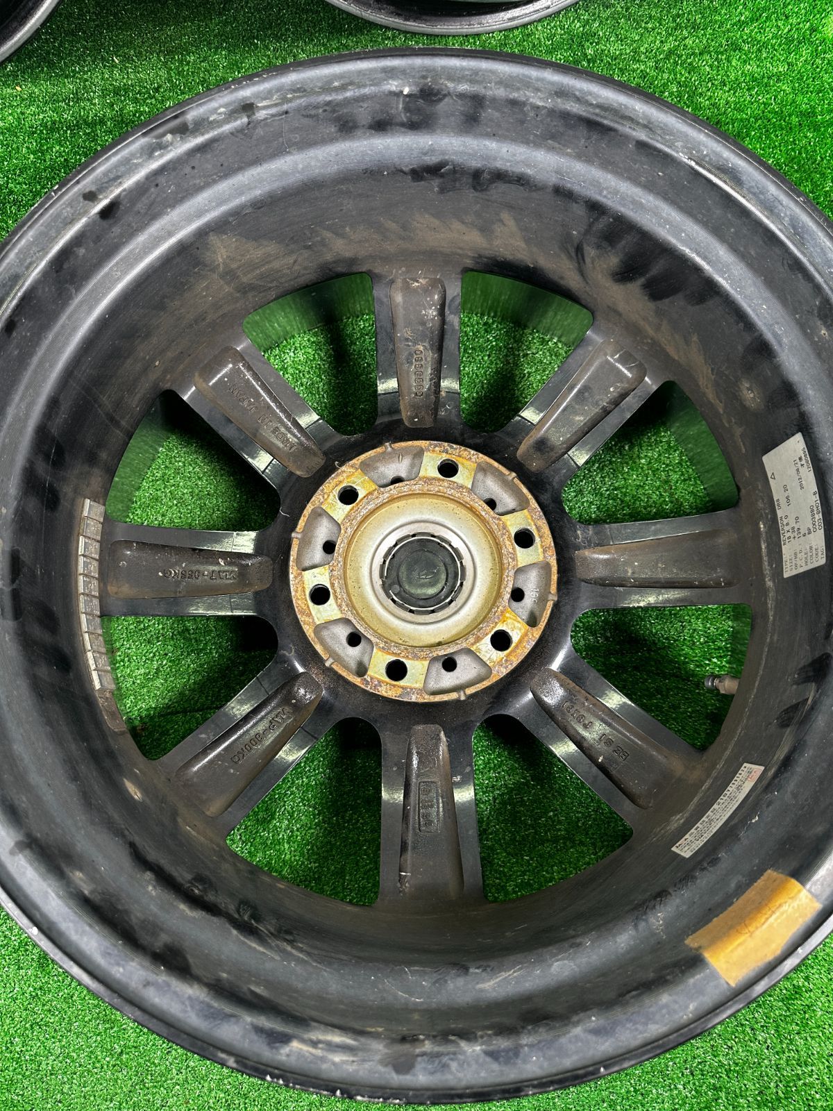 18x8J 38