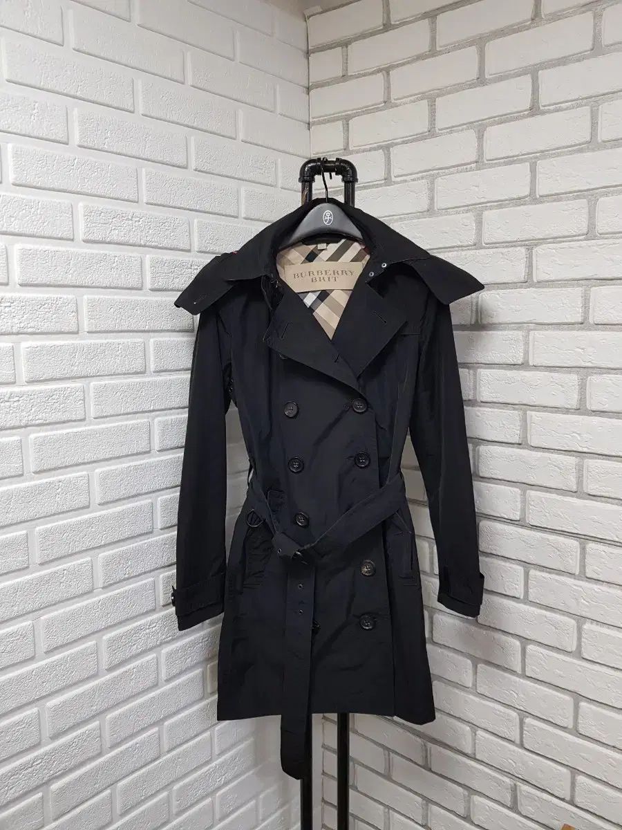 uk6 55 66 バーバリー バルモラル ブラック トレンチコート