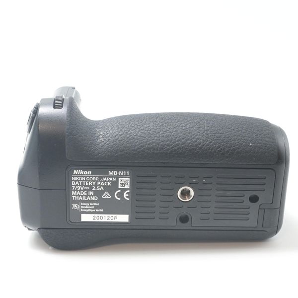 ニコン Nikon MB-N11 マルチパワーバッテリーパック - メルカリ ニコン Nikon MB-N11 マルチパワーバッテリーパック - メルカリ
