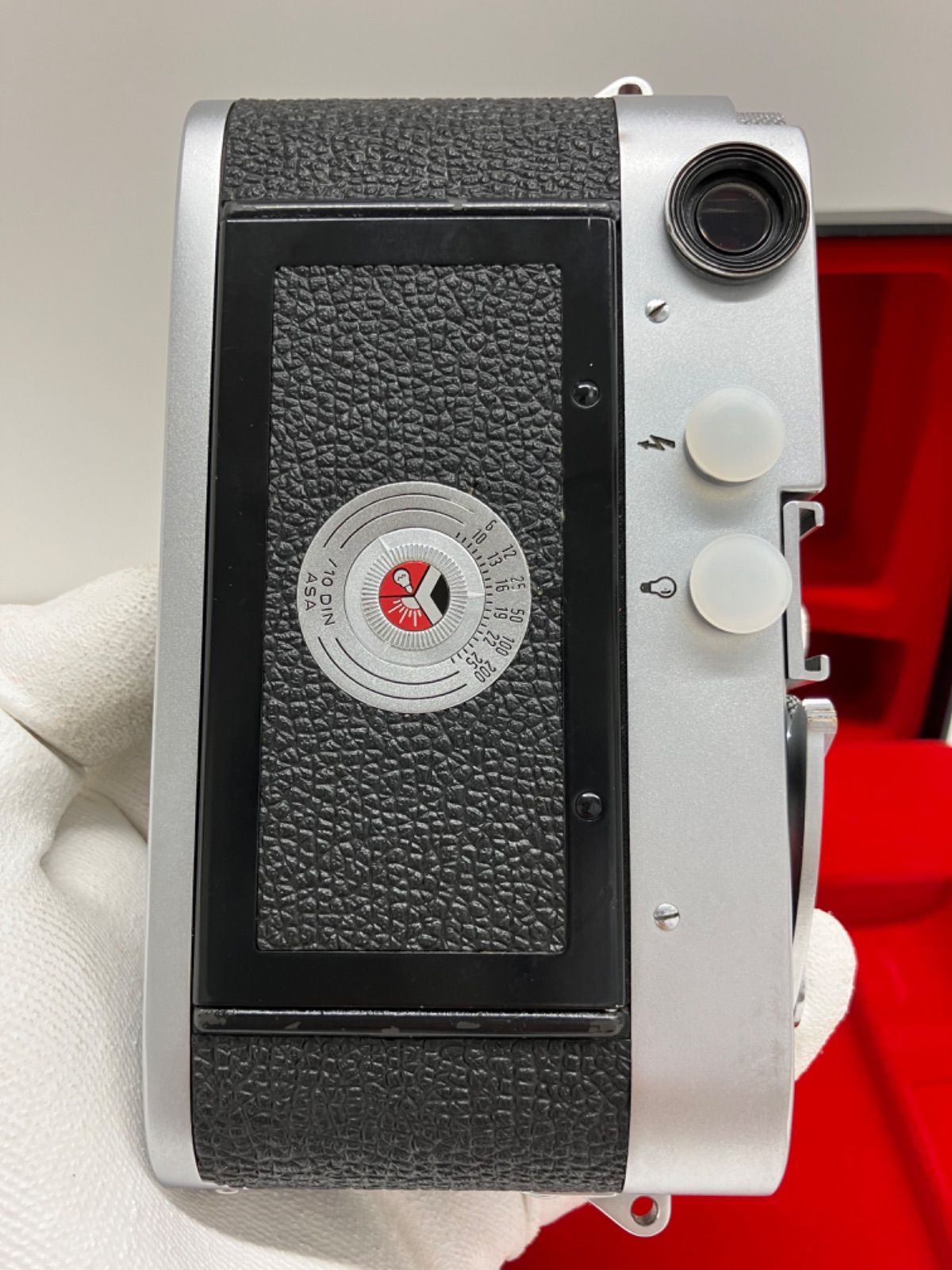 ライカ】LEICA M3 シルバーボディ シリアル70万台 - メルカリ ライカ】LEICA M3 シルバーボディ シリアル70万台 - メルカリ