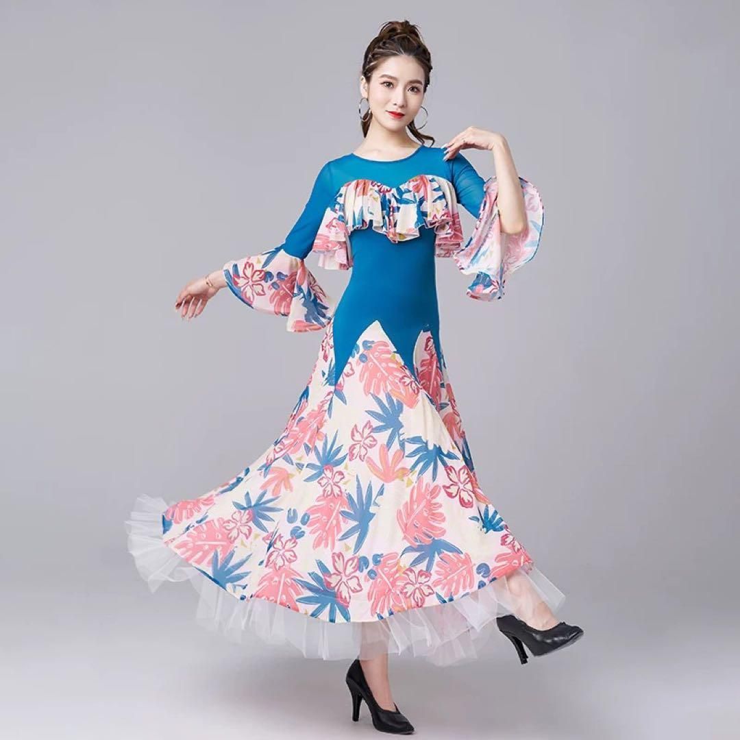 気分上がる花柄ワンピース♪♪スタンダードの練習に最適な一着
