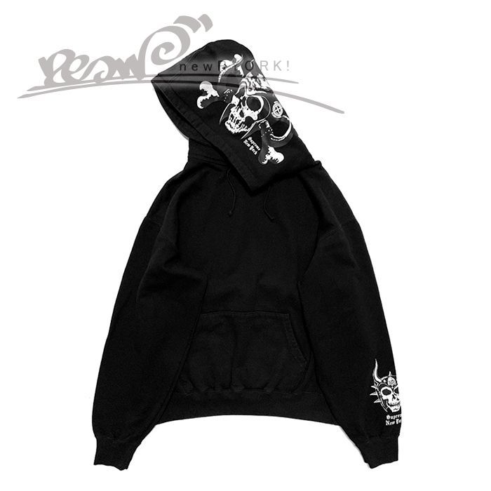送料無料 メンズ プルオーバーパーカー ブラック Supreme