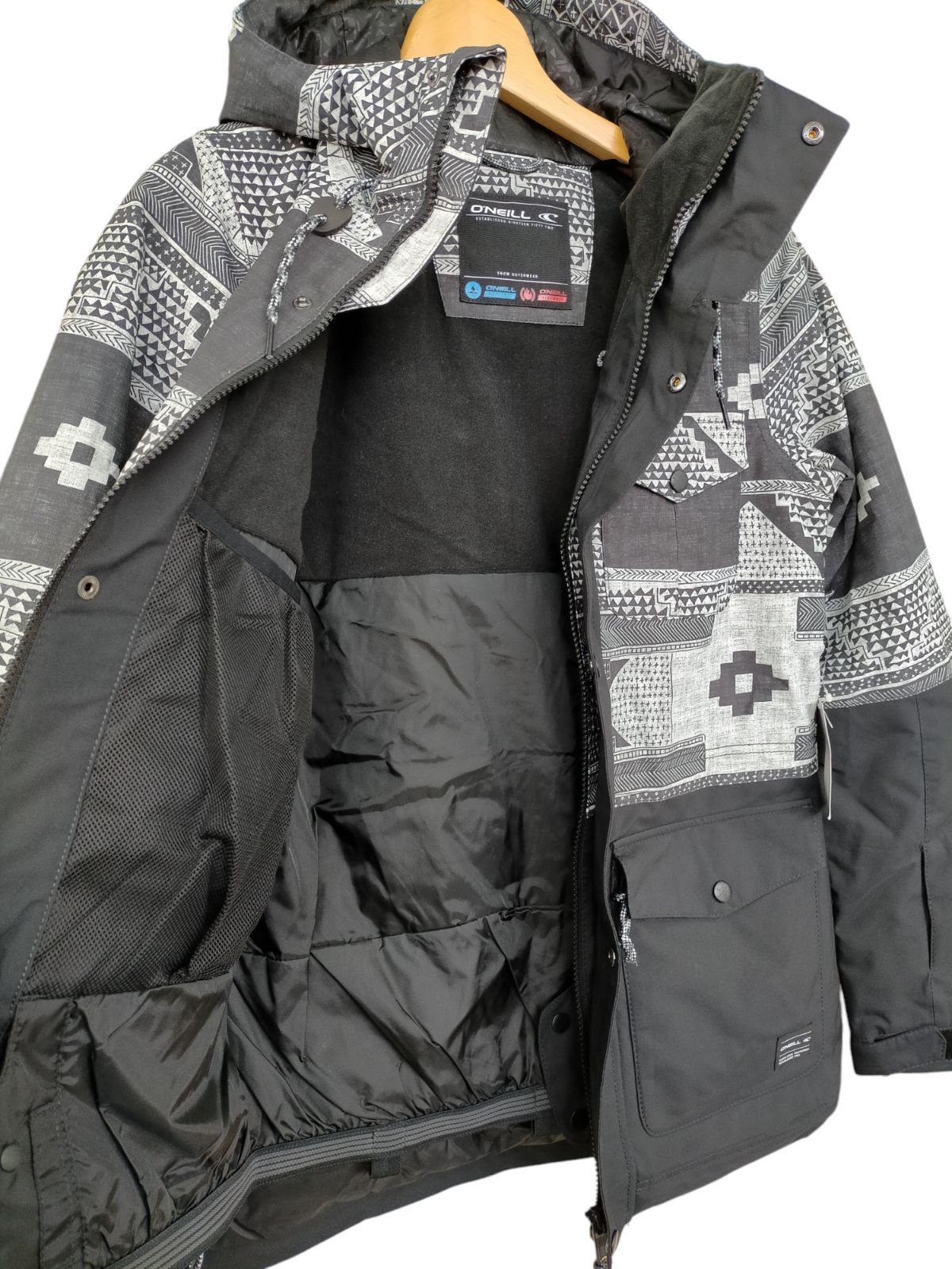 オニール◇レディース スノボウェア ネイティブ柄 スノージャケット
