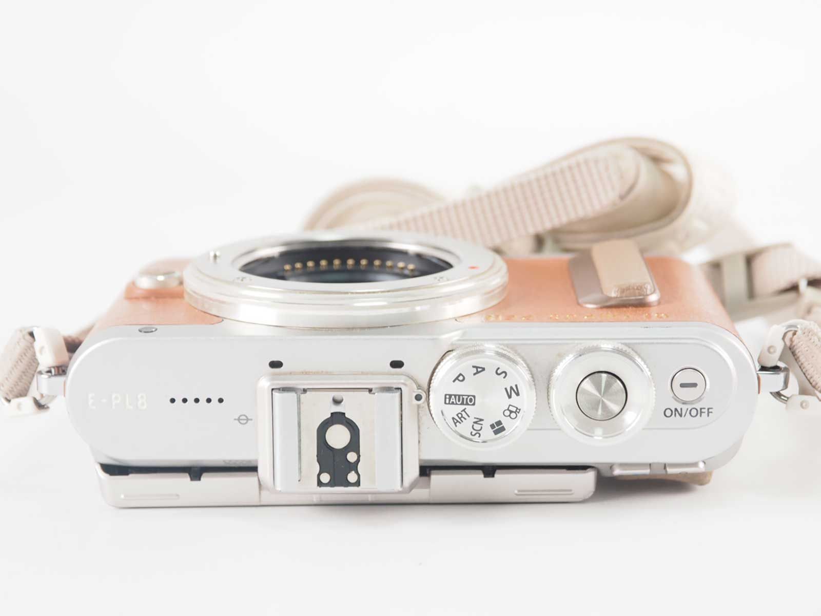 ❤️新品未使用品❤️OLYMPUS PEN E-PL8 大人気のホワイト♫ ❤️WiFi＆