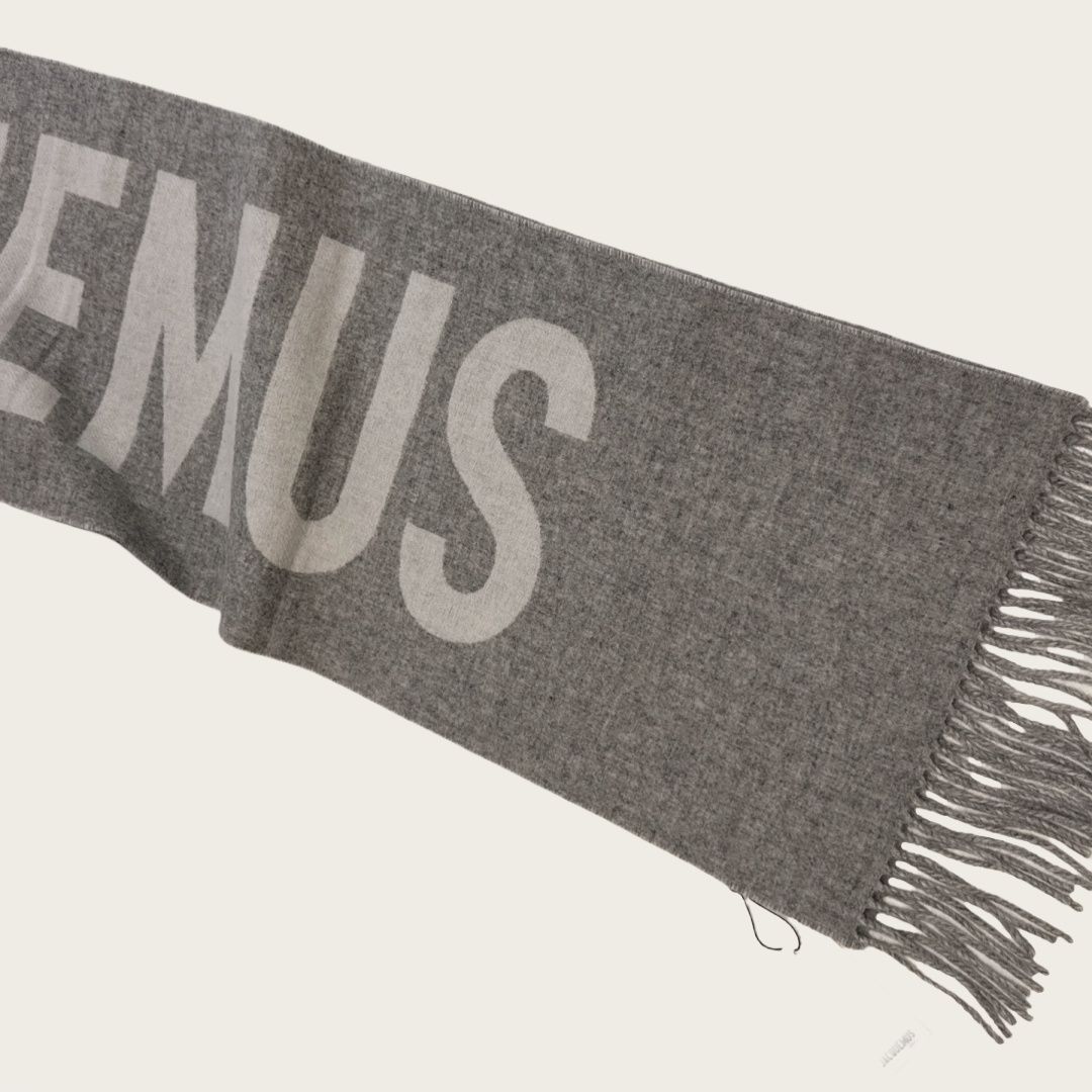 JACQUEMUS ジャックムス マフラー ロゴマフラー グレー 35*180cm
