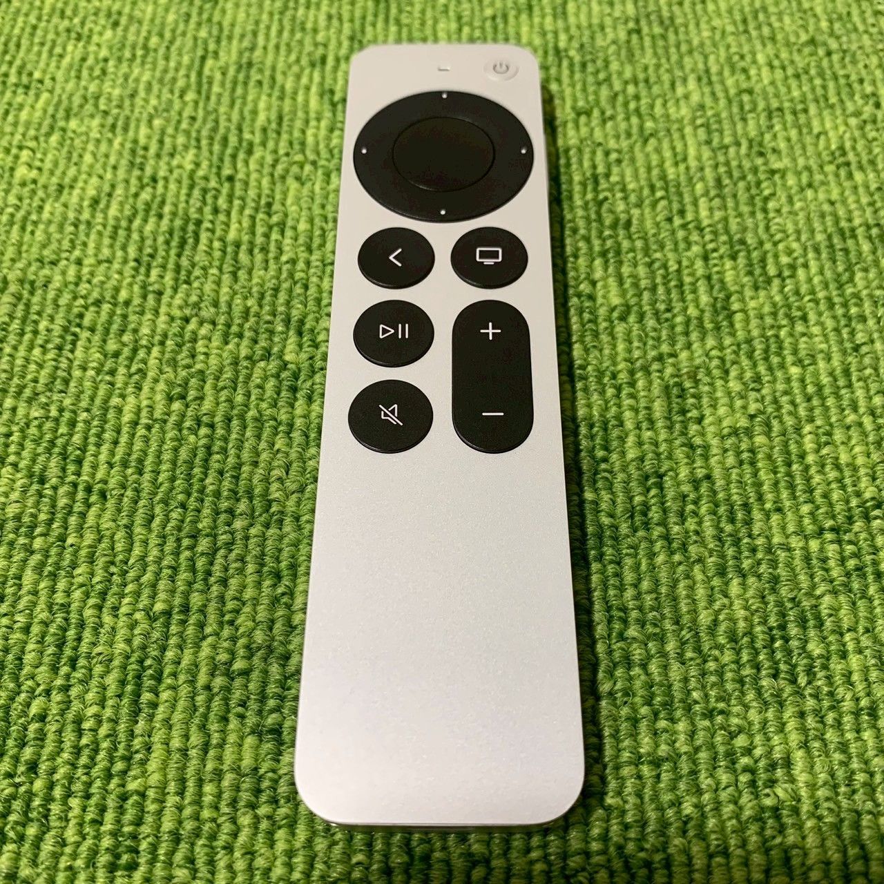 Apple TV 本体 リモコン付き　A2843 Apple TV 4K (型番: A2843) リモコン付き 【公式通販】