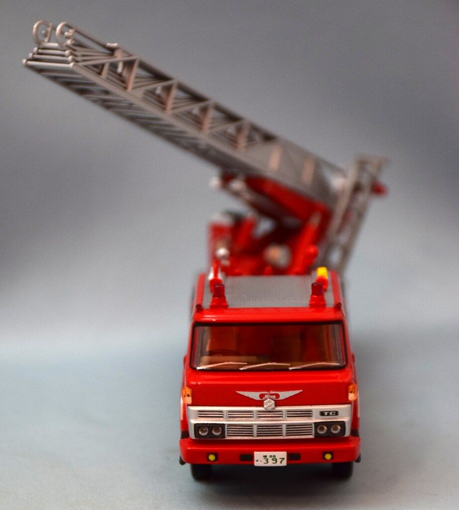 日野TC343型はしご付消防車 80年式 TOMYTEC TOMICA 1003005470945003_01_3250.jpeg