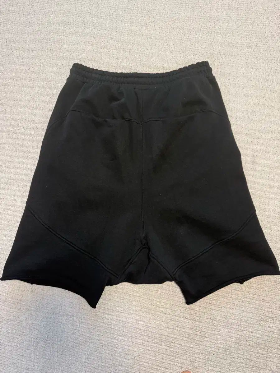 ハーフパンツ M