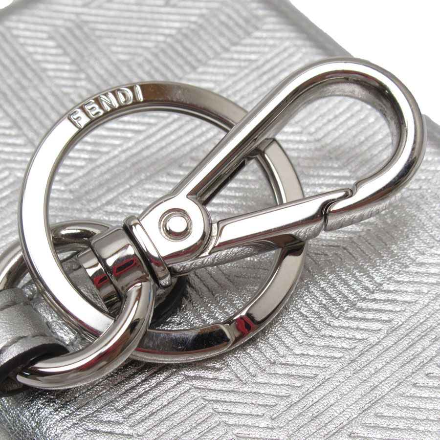【中古品】FENDI フェンディ チャーム キーホルダー ポーチ ズッカ柄 フェンディ FENDI ポーチ チャーム ズッカ - メルカリ