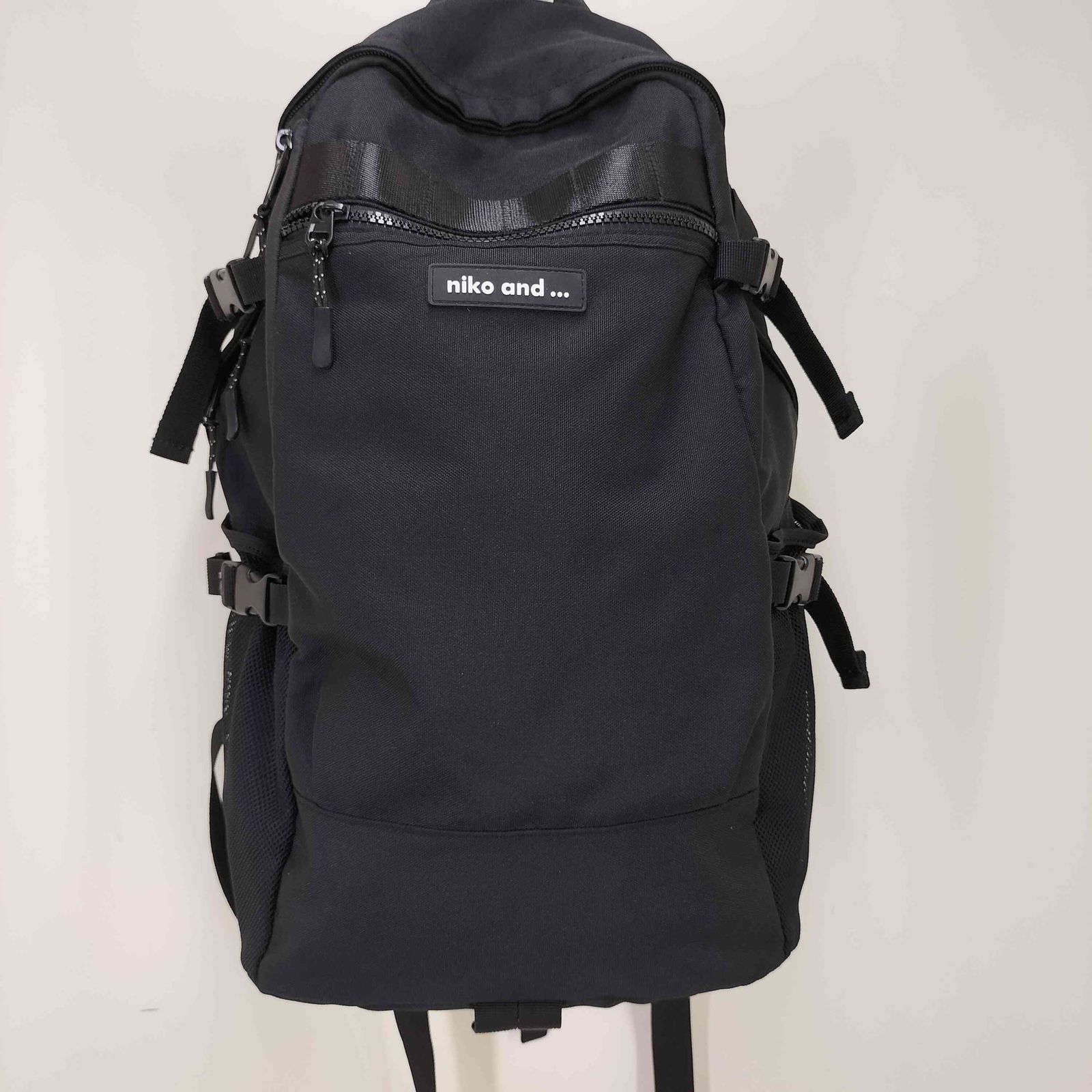 ニコアンド niko and オリジナルベルトデイパック バック