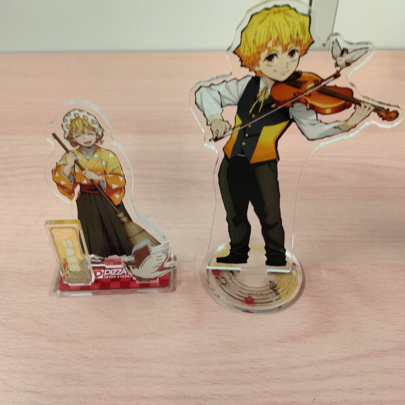 N-6107] 鬼滅の刃 我妻善逸 コラボグッズ アクリルスタンド