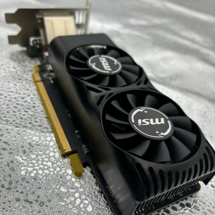 送料無料】MSI GeForce GTX 1050 Ti 4GT LP グラフィックスボード LPモデル VD6238 - メルカリ