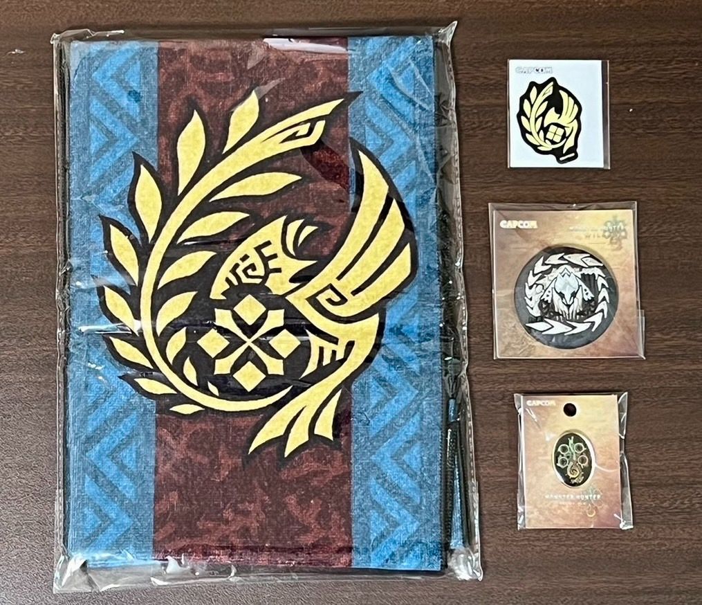モンスターハンター ワイルズ マフラータオル　刺繍缶バッジ　ピンバッジ　大量 モンスターハンターワイルズ Amazon 予約特典 マフラータオル 刺繍缶