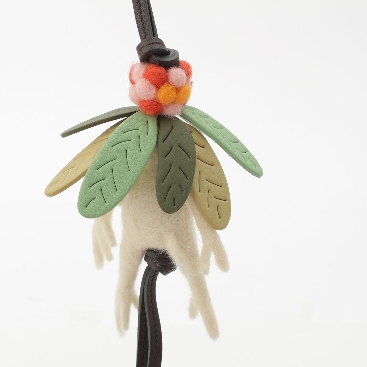 激レア✨ロエベ トカゲモチーフ サラマンダー ストラップ チャーム レザー 激レア✨ロエベ トカゲモチーフ サラマンダー ストラップ チャーム