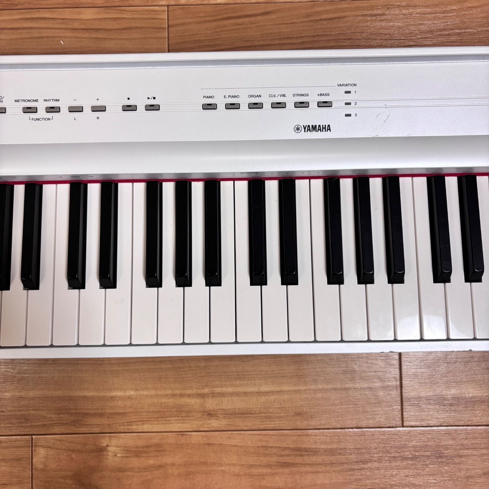 ホワイト 2019年製