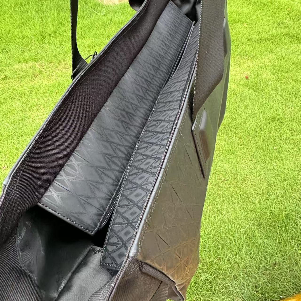 新品 PXG ボストンバッグ スポーツバッグ ブラック - メルカリ