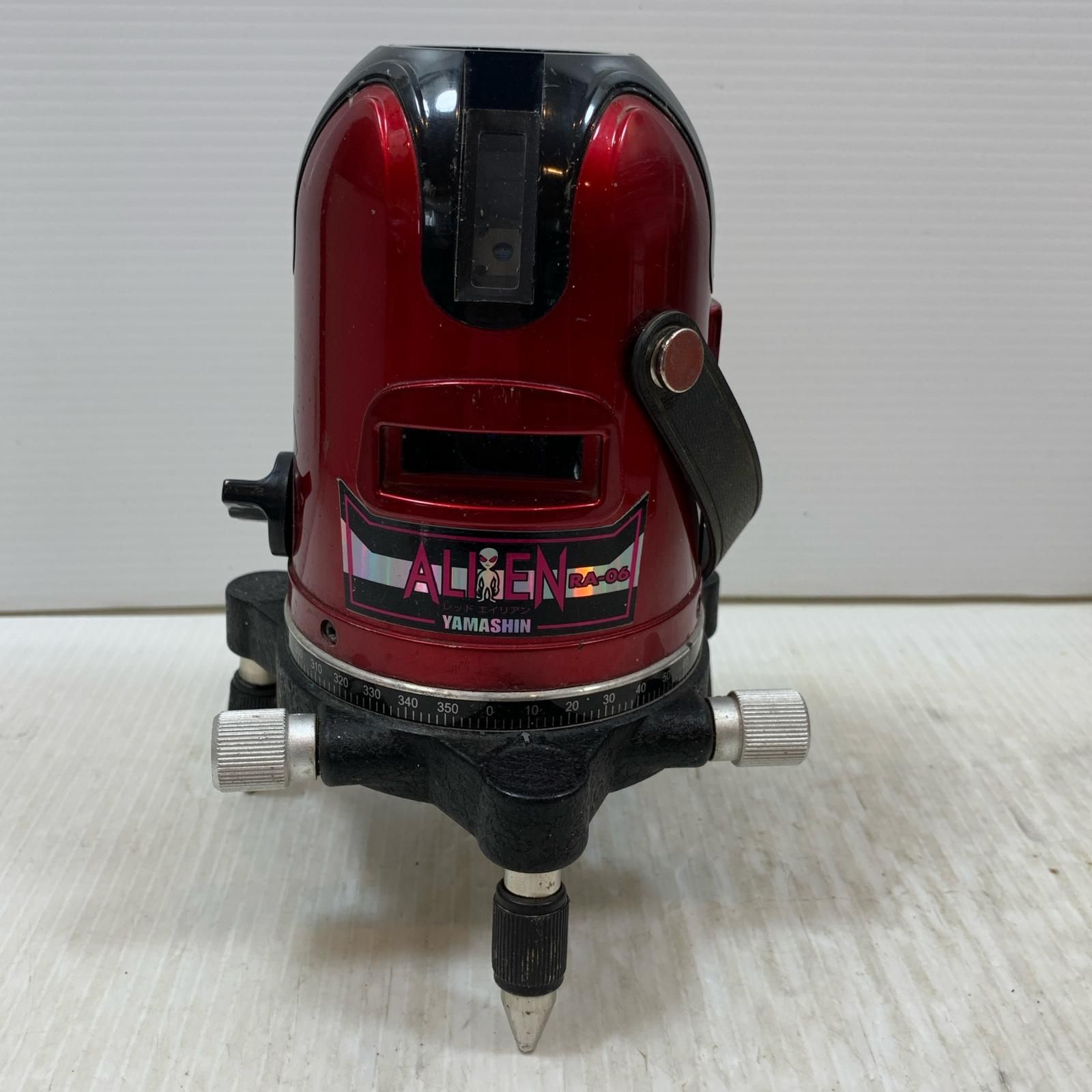 山真　レーザー墨出し器　RA-06  『美品』 楽天市場】1年保証 山真 YSGOD ヤマシン RA-06 5ライン レッド