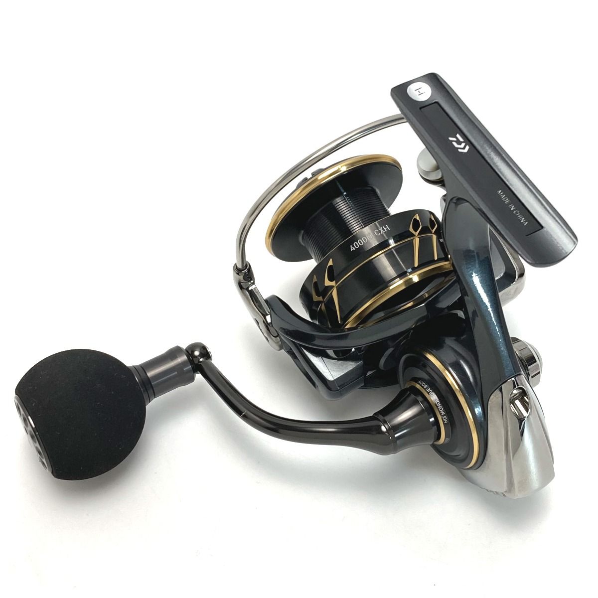 ☆☆DAIWA ダイワ 22 カルディア SW 4000D-CXH 607221 スピニングリール 箱付き