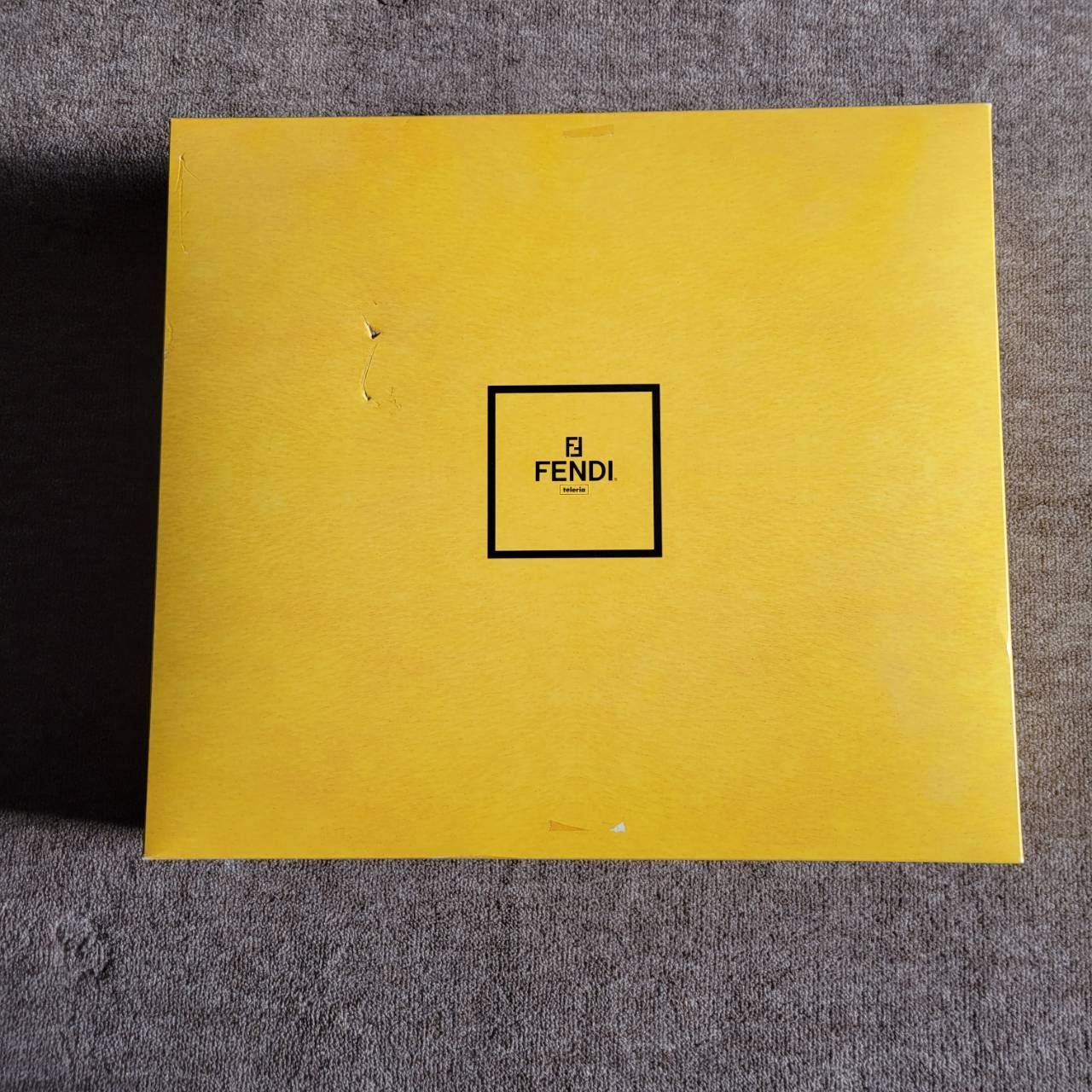 FENDI タオルケット グレー 寝具 フェンディ - メルカリ