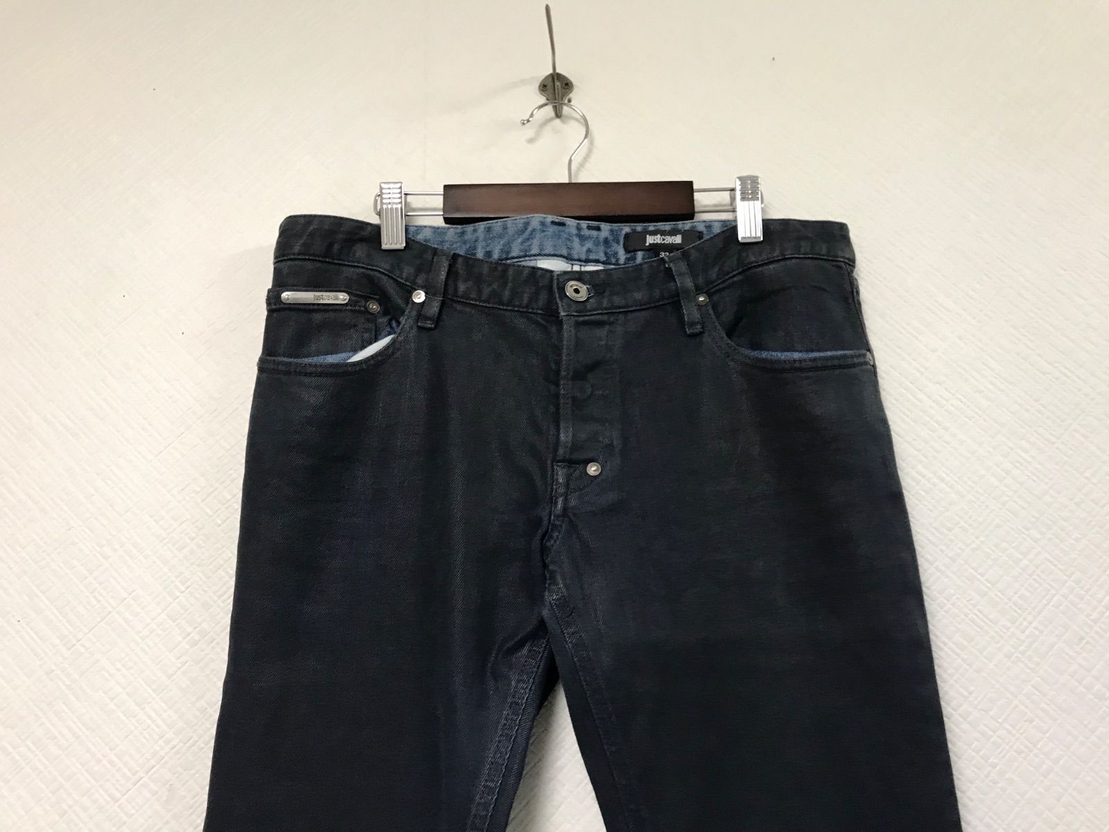 美品 ジャストカヴァリ JUST cavalli スリム スキニー デニムパンツ 本物ジャストカヴァリjustcavalliコットンコーティングスキニー