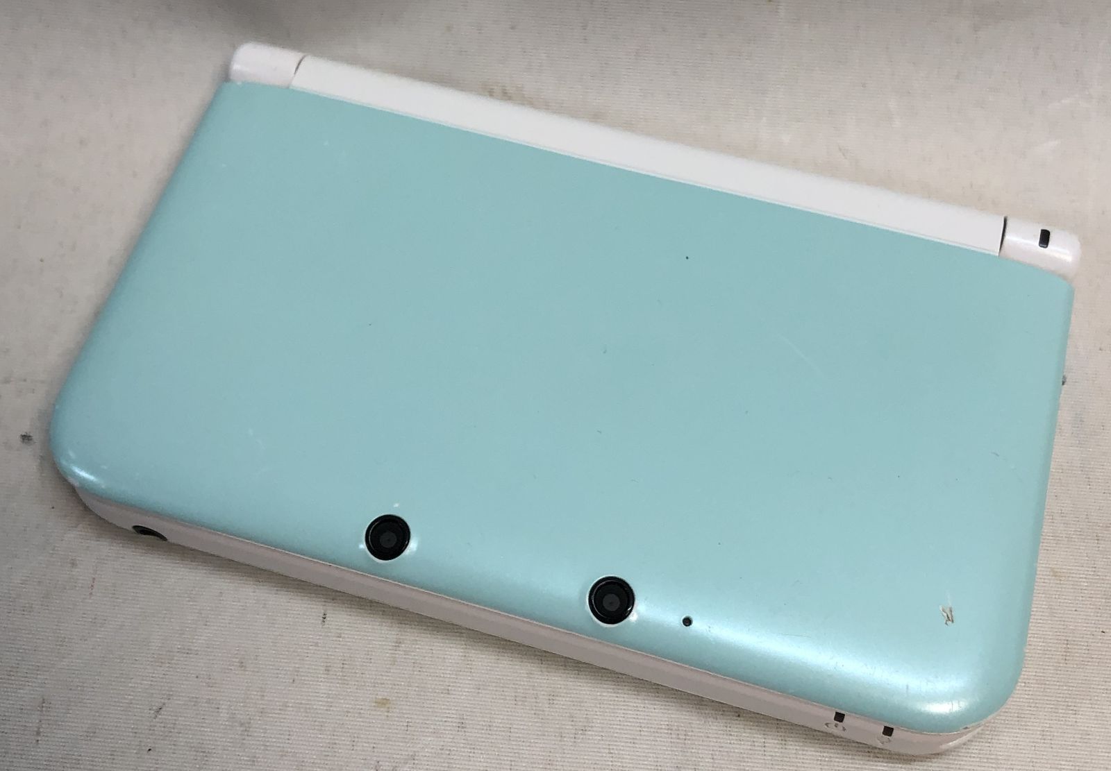 Nintendo 3DS LL　本体　ミント×ホワイト