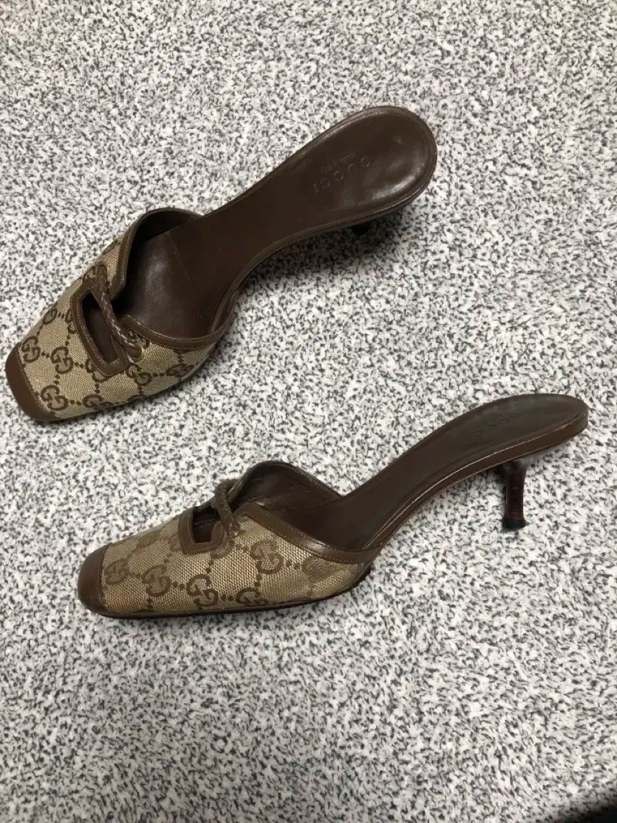 グッチ キトンヒール ミュール 235-240