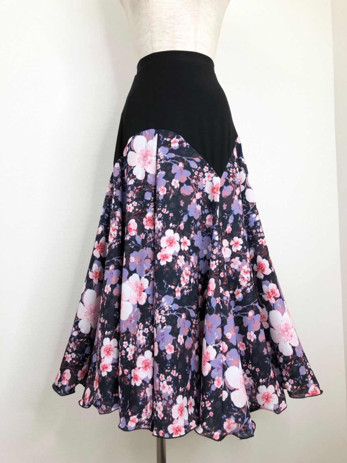 新品》社交ダンス 裏地裾オーガンジーフリル ナシ地スカート 衣装