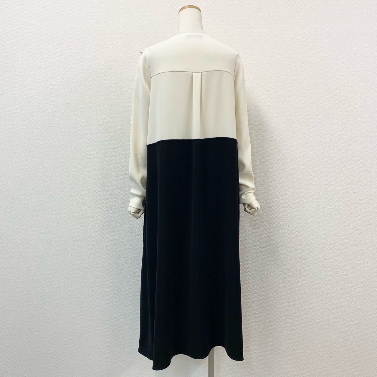 57f27 【美品】YOKO CHAN ヨーコチャン ロングスリーブ フリルトリム  