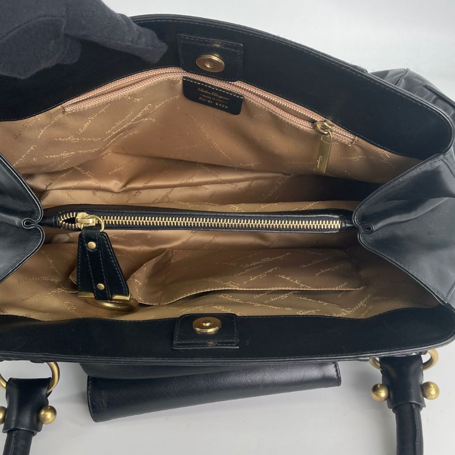 ハンドバッグ 黒