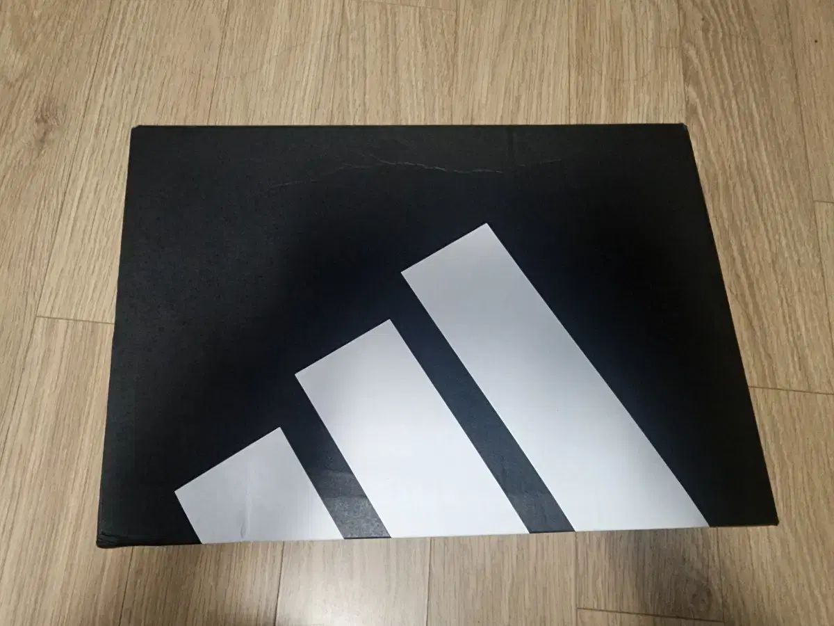 adidas アディダス 野球シューズ 280 サイズ を販売しています