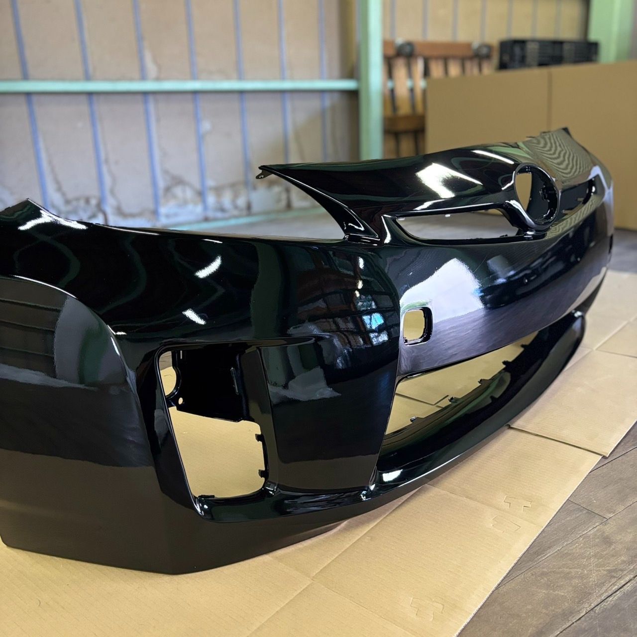 (62)30プリウス　社外前期フロントバンパー黒 TOYOTA 30系プリウス/30プリウス前期 フロントバンパー/ブラック