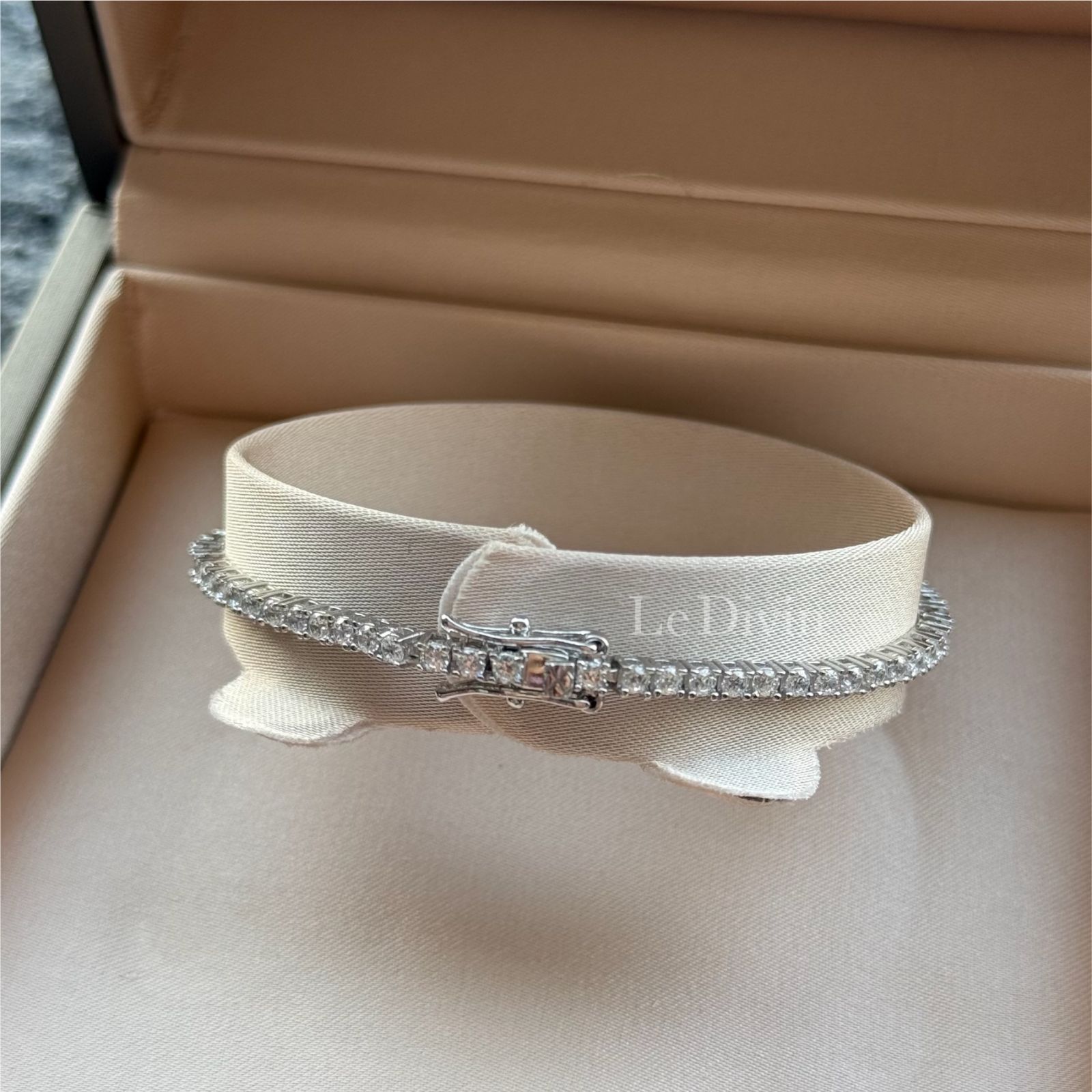 2mm/18cm モアサナイト テニスブレスレット S925プラチナ加工 2mm 18cm モアサナイト テニスブレスレット Silver925プラチナ