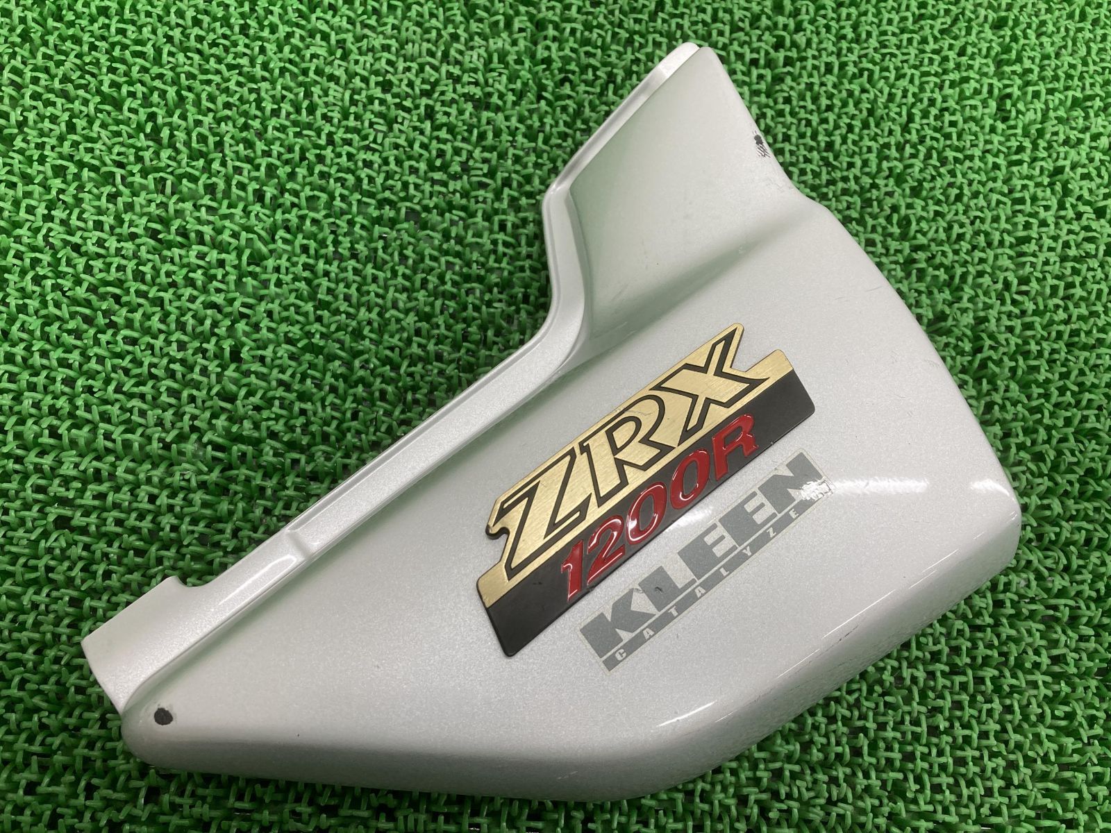 ZRX1100 zrx1200r 左右サイドカバー ZRX1200R ラジエターカバー サイドカバー ZRX1100