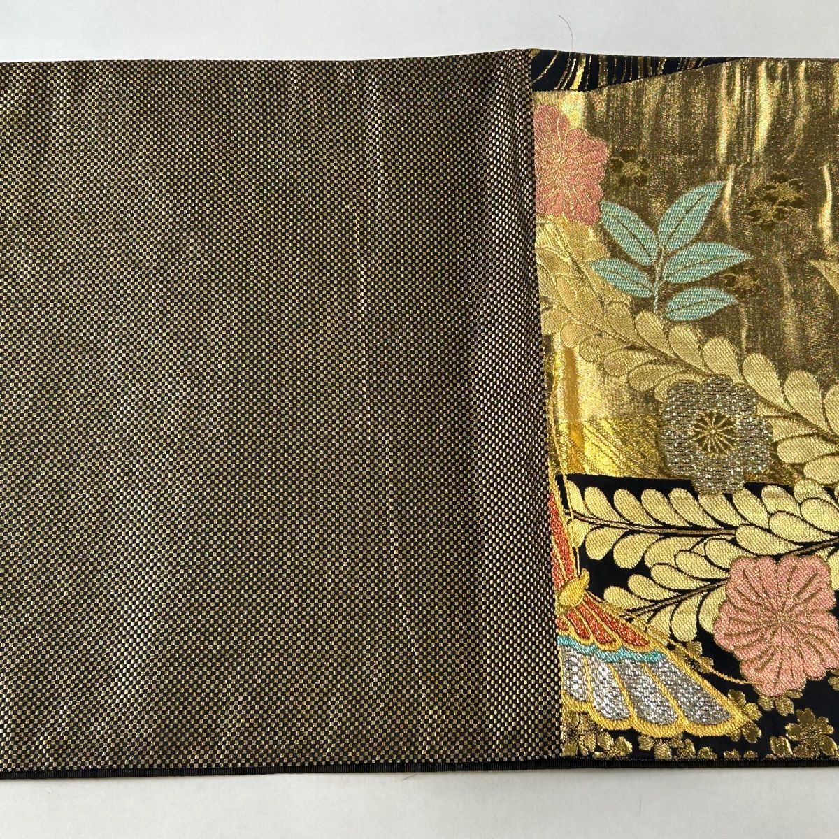 激安通販サイト 金色 金糸 箔 草花 蝶 振袖向き 秀品 袋帯 六通 【中古 正絹 着物・浴衣