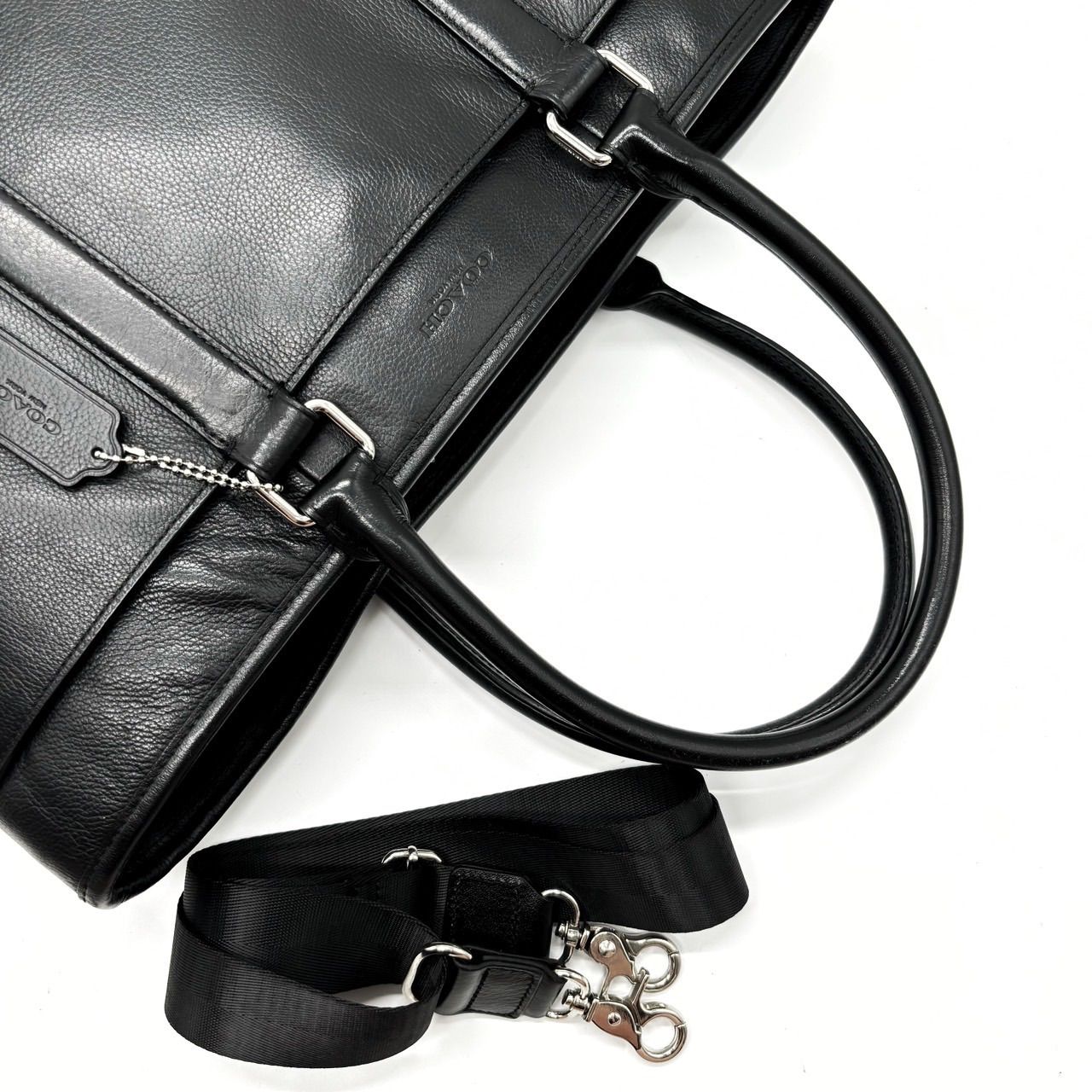 美品★コーチ ビジネスバッグ ショルダーバッグ 手提げ 2WAY チャーム A4 ✨極美品✨ COACH コーチ 2way ビジネスバッグ A4サイズ収納 ブリーフ