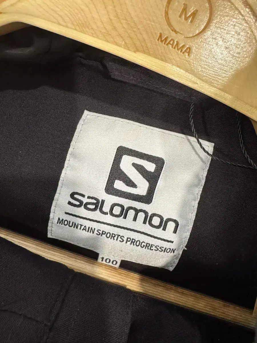 Salomon サロモン